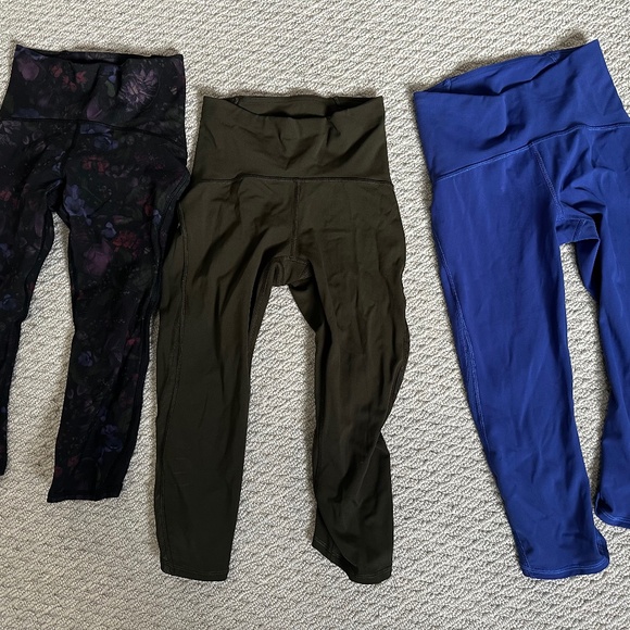 Lululemon Lot - Train Times Crop 17” - 3 pairs - Picture 1 of 8